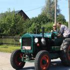 Le tracteur Hanomag et la batteuse Merlin